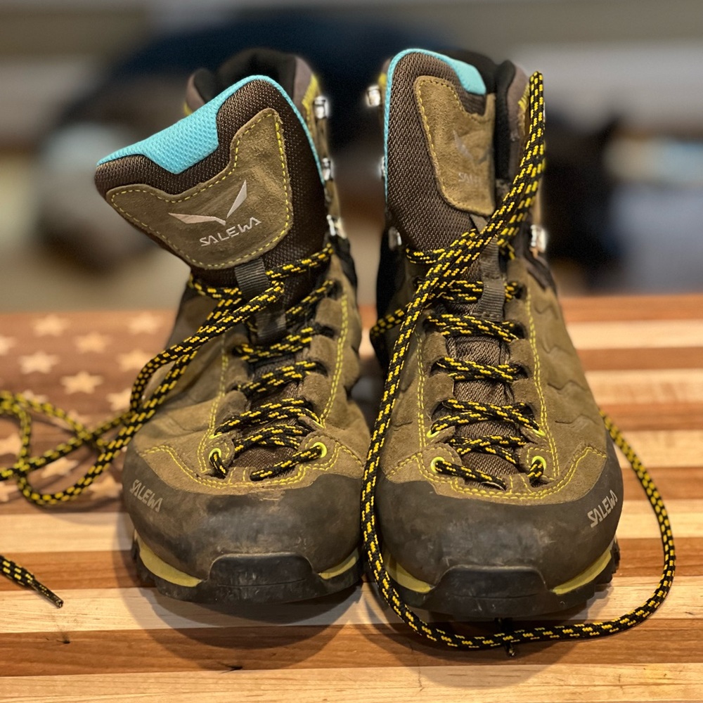 Salewa - Womens Mtn Trainer Mid GTX, Women’s 8.5